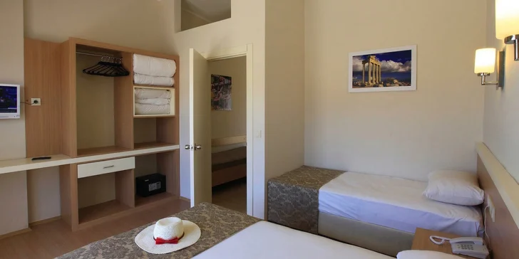 Ubytujete se v pohodlných apartmánech, studiích či rodinných pokojích.