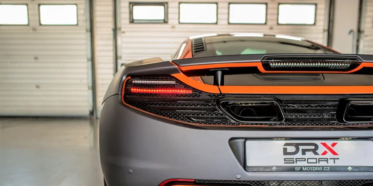 McLAREN MP4-12C
