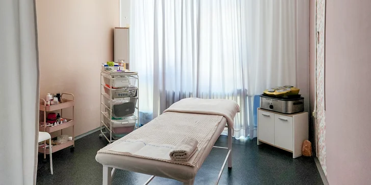 Vyberete si zde ze tří druhů masážních terapií od detoxikace po nápravu páteře.