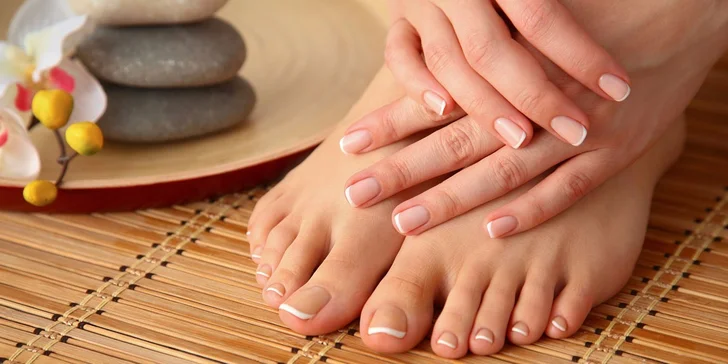 Klasická, suchá nebo spa manikúra či pedikúra včetně lakování gel lakem