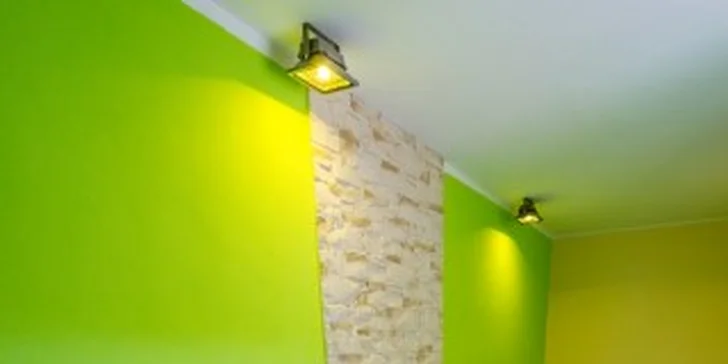 V hotelu je také vnitřní vyhřívaný bazén.