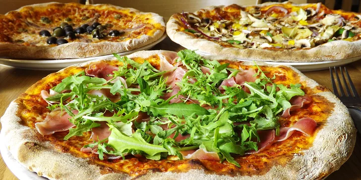 Pojďte na pizzu! Na Vinohradech dostanete za voucher jednu nebo dvě. 