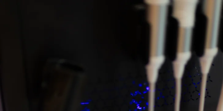 Prístroj počas jedného sedenia zabezpečí hĺbkové čistenie, intenzívnu hydratáciu aj lifting tváre.