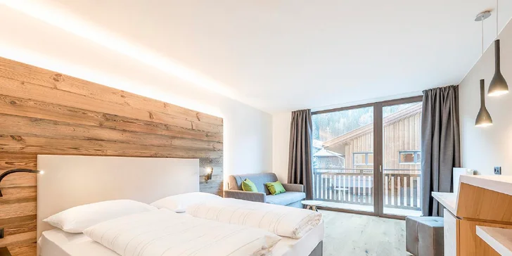 Tento historický panský dům je citlivě zrekonstruovaný do podoby moderního 4* hotelu.
