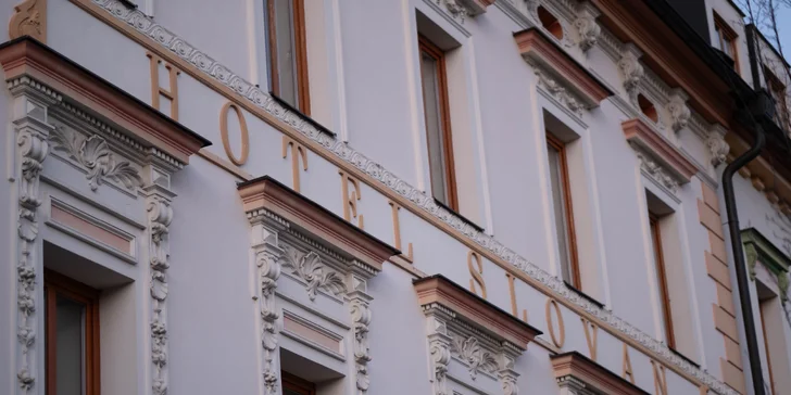 Ste pozvaní každé ráno na raňajky formou bufetu, v prípade polpenzie aj na dvojchodové večere.