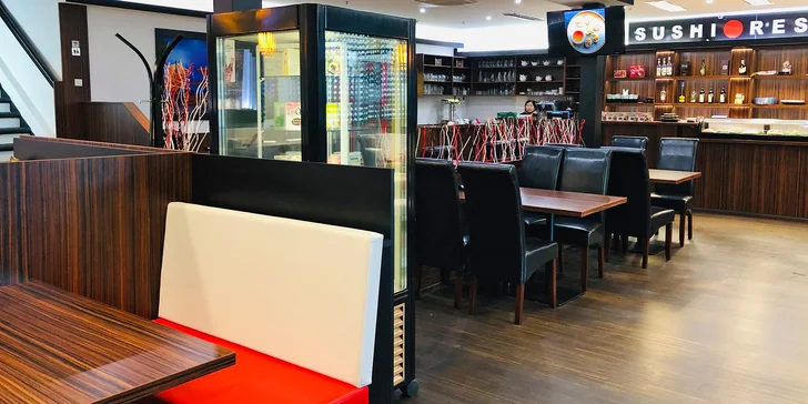  Podnik najdete přímo v OC Futurum a připraví vám tu sety plné pestrobarevného sushi. 