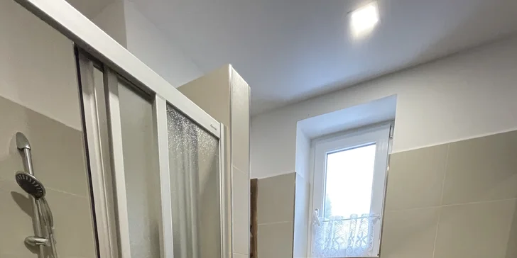 Vlastní koupelna je samozřejmostí.