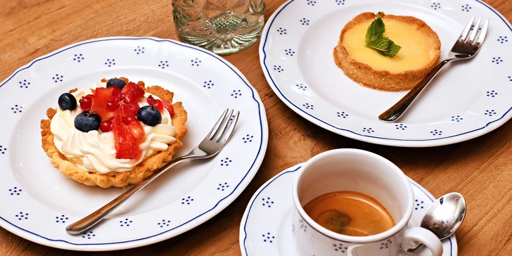 Kromě snídaní si tu dáte i brunch, oběd či brzkou večeři. 