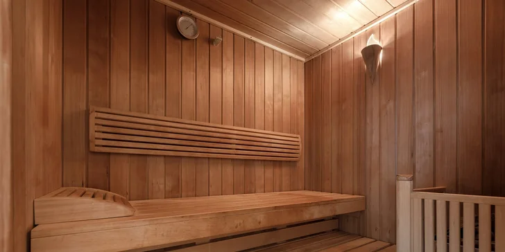 Hosté můžou využít wellness v hotelu Marine. 