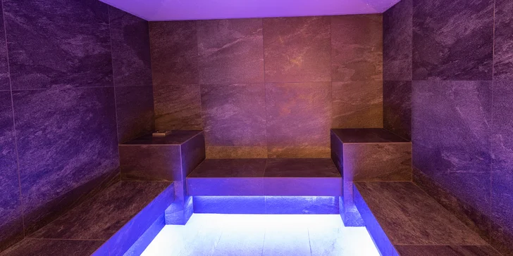 Prohřeje vás finská sauna, parní lázeň a infrasauna.