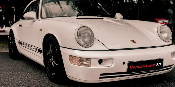 V unikátní sbírce Adventure 911 se sešly třeba okruhová verze Porsche 964 Carrera z roku 1991 či dokonce „devětsetjedenáctka“ model S z roku 1969. 