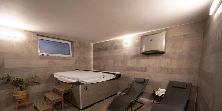 Vo wellness sa môžete tešiť na vírivku.