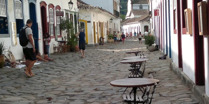 Romantické uličky susedného historického mestečka Paraty