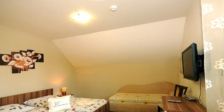 V izbe je samozrejmosťou rádio a Wi-Fi pripojenie a niektoré izby sú vybavené balkónom. 