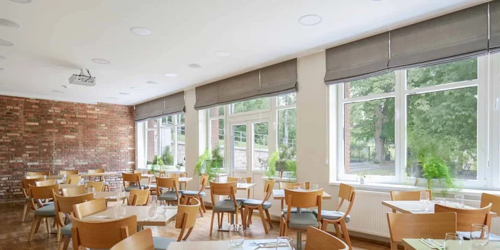 Do restaurace si ale můžete zajít i na oběd nebo večeři.