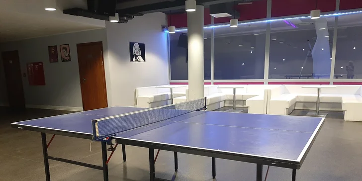 Alebo si zahrajte stolný tenis.