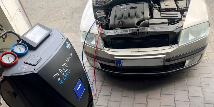 Tuto „klima-péči“ obstarají profesionálové v autosalonu Auto Checker.cz.