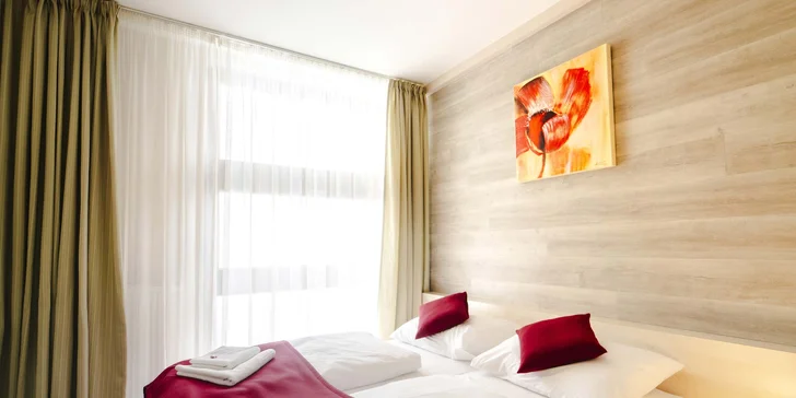 V apartmáne Comfort s balkónom sa hravo ubytujú 4 hostia.