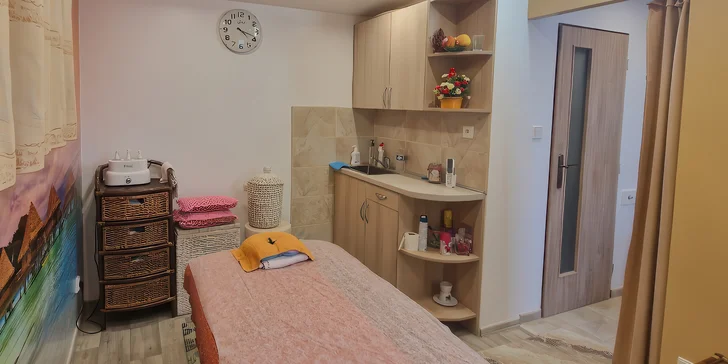 Objevte kouzlo opravdové thajské masáže v Latei Salonu v Cholticích.