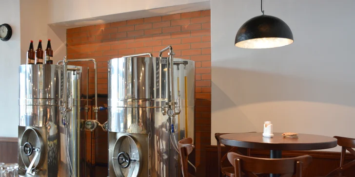 Pivovar i restaurace jsou přímou součástí hotelu.
