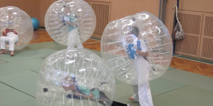 Perfektně se hodí jako netradiční dárek k narozeninám nebo jako doplňková atrakce na tábory, festivaly i jiné akce.