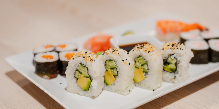 Sushi set pre jedného obsahuje 13 lahodných kúskov