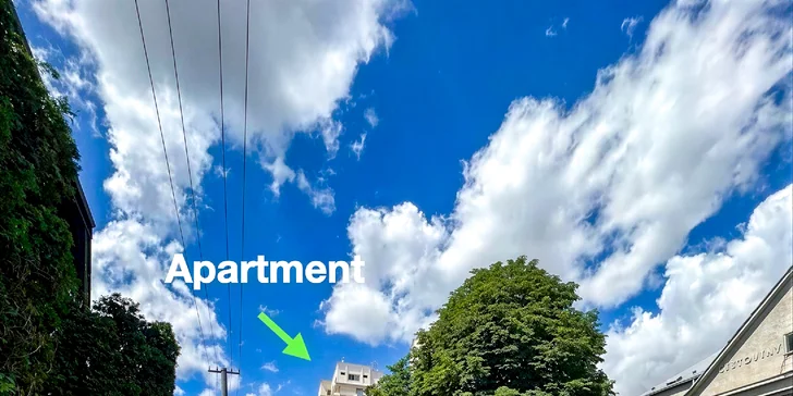 V blízkosti apartmánu zaparkujete zdarma.
