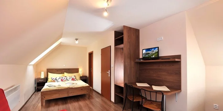 Ubytovanie pre 2 osoby v 2-lôžkovom štúdiu s možnosťou prísteliek (veľkosť obytnej plochy 28 m²)