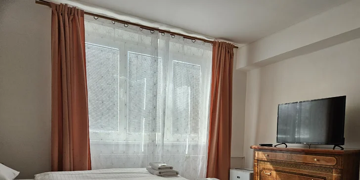Pokud zvolíte pokoj Nadstandard tak se těšte i na koupelnu s vanou.