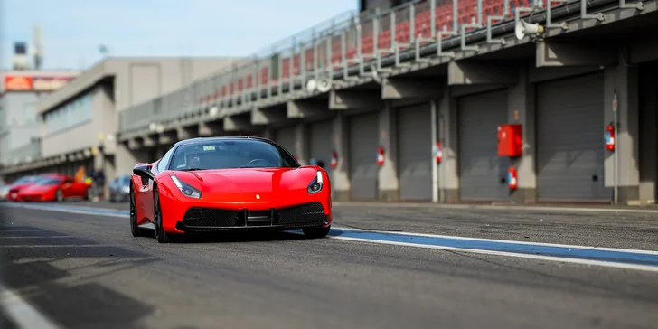 FERRARI 488 GTB