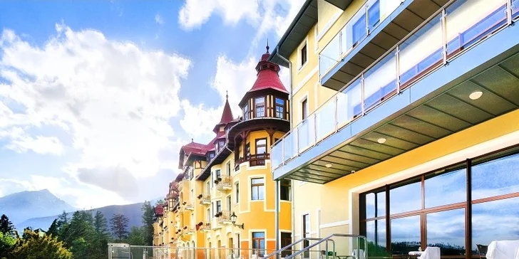 Najkrajším šperkom tohto hotelierskeho klenotu je wellness centrum s názvom Grand Mountain Spa. 