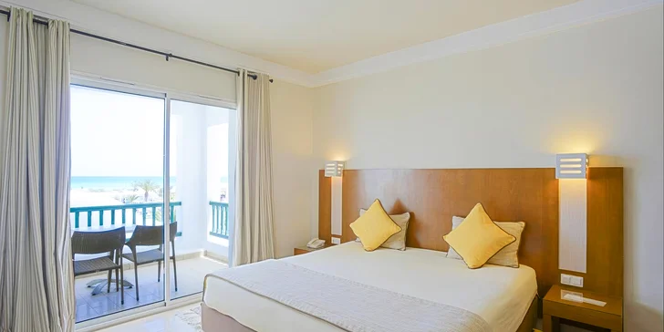 Bydlet budete ve 4* hotelu přímo u moře. 