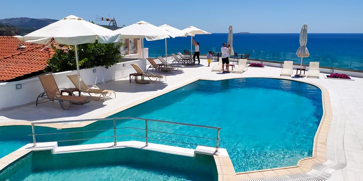 Řecký ostrov Thassos: Hotel Antonios*** se snídaní či polopenzí a venkovním bazénem, letenky v ceně