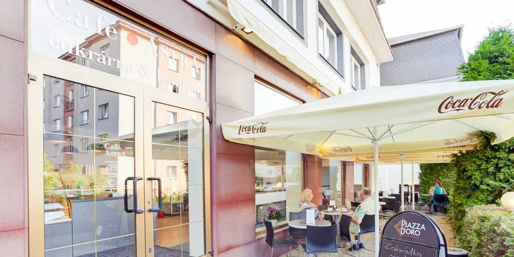 U hotelu zdarma zaparkujete.