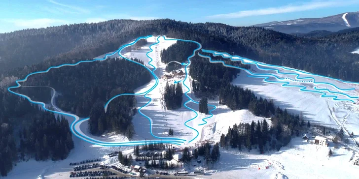 Výhodné lyžovanie v Poľsku: skipas na 7 hodín alebo večerné lyžovanie v stredisku TYLICZ SKI