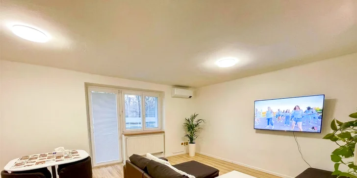 K dispozici budete mít také balkon a terasu.