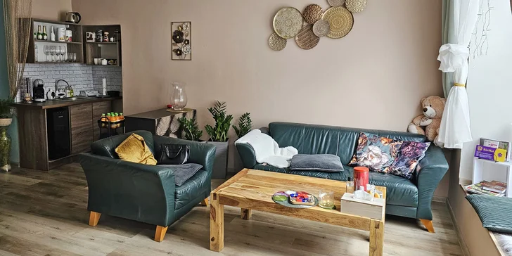 Součástí všech procedur je důkladné odlíčení a čištění pleti.