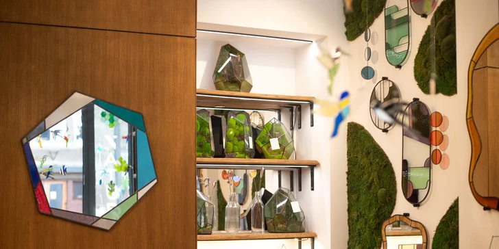 Naturium je miesto stvorené na inšpiráciu a workshopy. Sme nesmierne vďační, že tento priestor môžeme zdieľať s vami a sledovať, ako v ňom pod vašimi rukami vzniká niečo jedinečné a vlastné. Príďte si k nám zatvoriť a oddýchnuť.