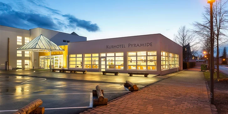 4* hotel se nachází jen pár minut od německo-českých hranic.