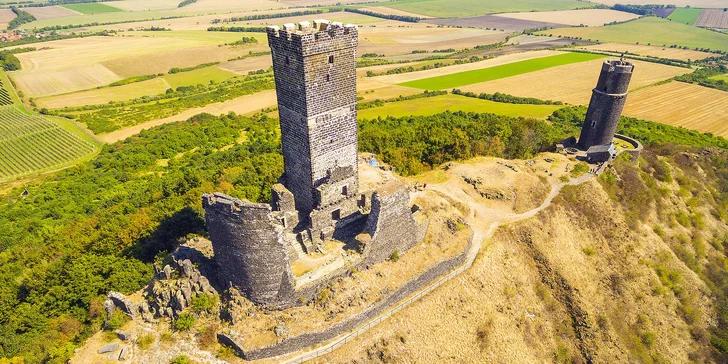 České středohoří stojí za návštěvu, je plné historických i přírodních zajímavostí - navštivte třeba hrad Hazmburk.