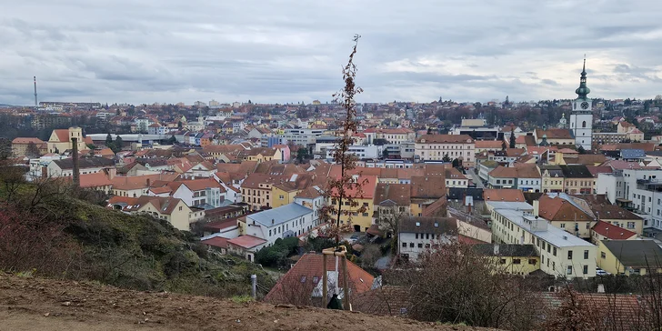 Díky BavímeHrou.cz si užijte procházku po Třebíči tak trochu jinak – vydáte se zábavným půldenním dobrodružstvím.