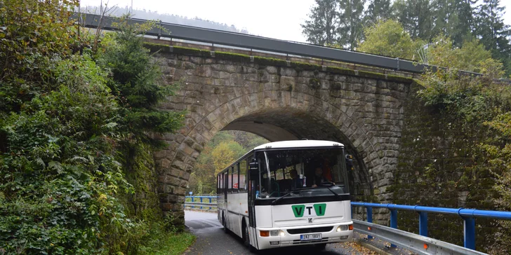 Autobusem se přesunete do nedalekého bunkru k další prohlídce.