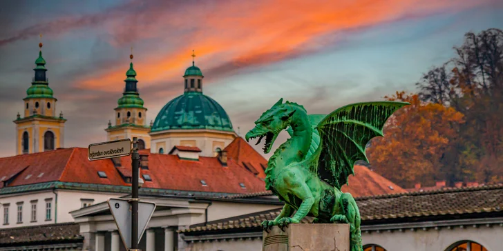 Navštívite aj ostrovy Murano a Burano a dokonca aj očarujúcu slovinskú Ľubľanu