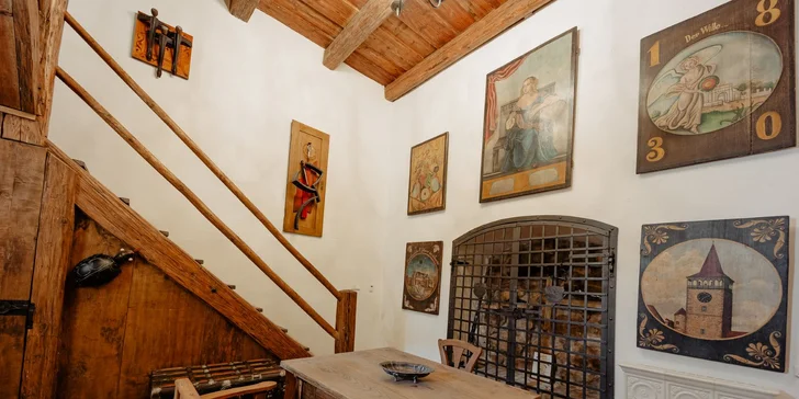 Prohlédněte si také expozici uměleckých děl a sběratelských předmětů spjatých s historií věže i města jako takového
