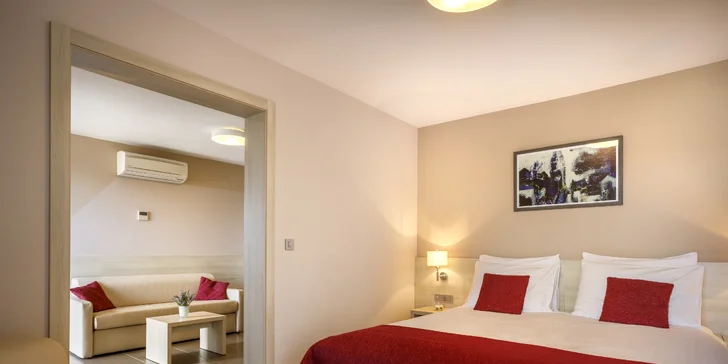 Väčšie rodiny si vyberú apartmán so samostatnou spálňou.