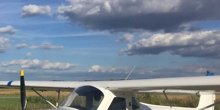 Do ultralightu usednete spolu s profi pilotem. 