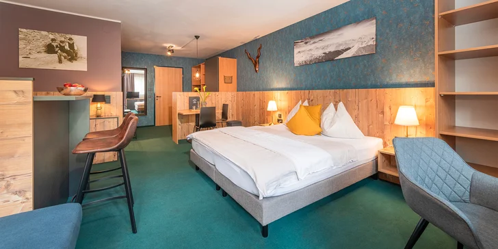 Ubytujete se v krásném alpském hotelu AlpenParks Montana. 