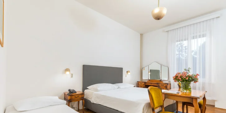 V hotelu Room Karmen vám připraví rodinný pokoj s dvoulůžkem a přistýlkou. 