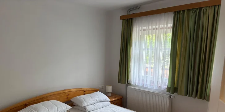 Súčasťou je aj spálňa so štyrmi lôžkami.