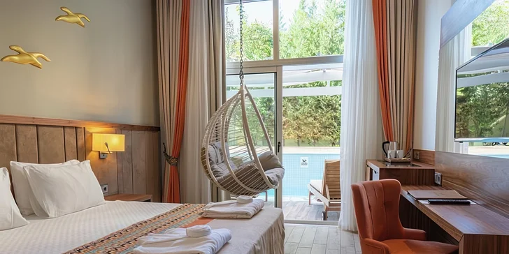 Všechny pokoje mají balkon.